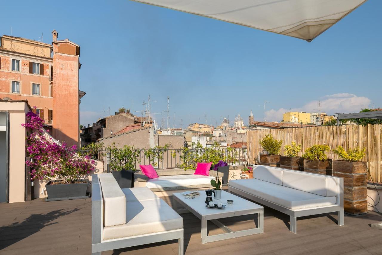 Nostromondo Ciancaleoni Palace * Rom