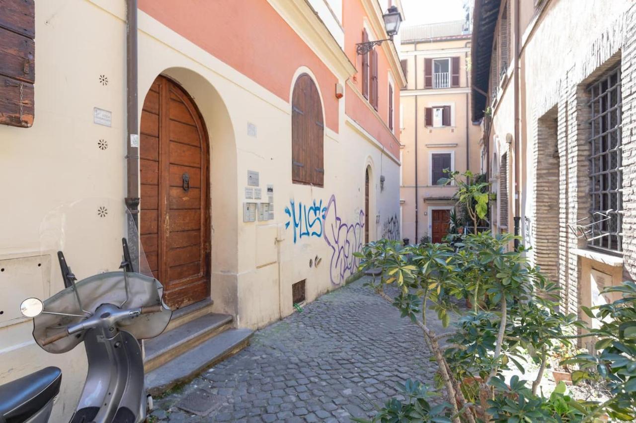 Nostromondo Ciancaleoni Palace Rom