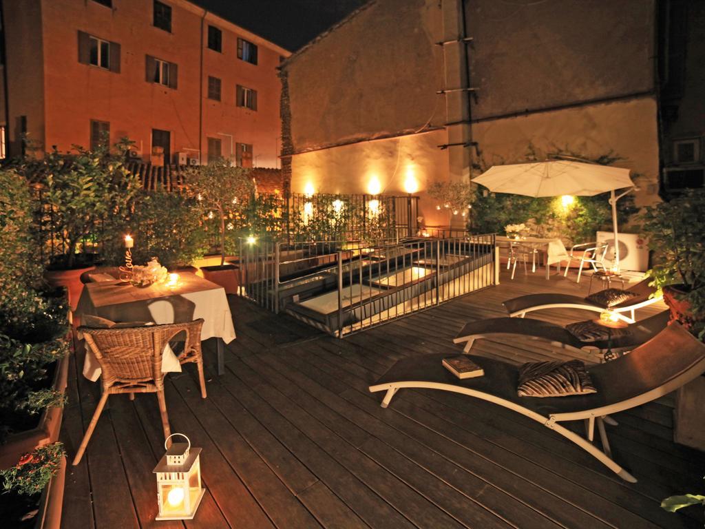 Nostromondo Ciancaleoni Palace Rom